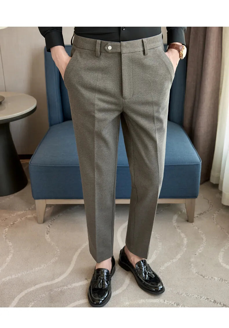 2024 Autumn and Winter New Wheat Grain Woolen Thick Khaki Trousers for Men, Coffee Color Fashionable Versatile Mens Casual Pants