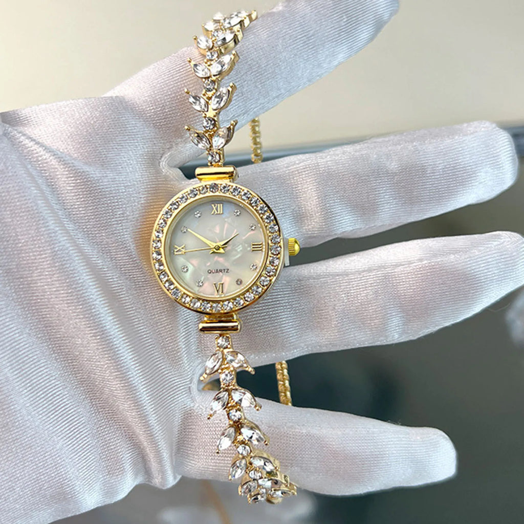 Women's Diamand Wristwatches Quartz Crystal Watch Free Adjustment Bracelet Watches for Brides Wedding Banquet Wearing