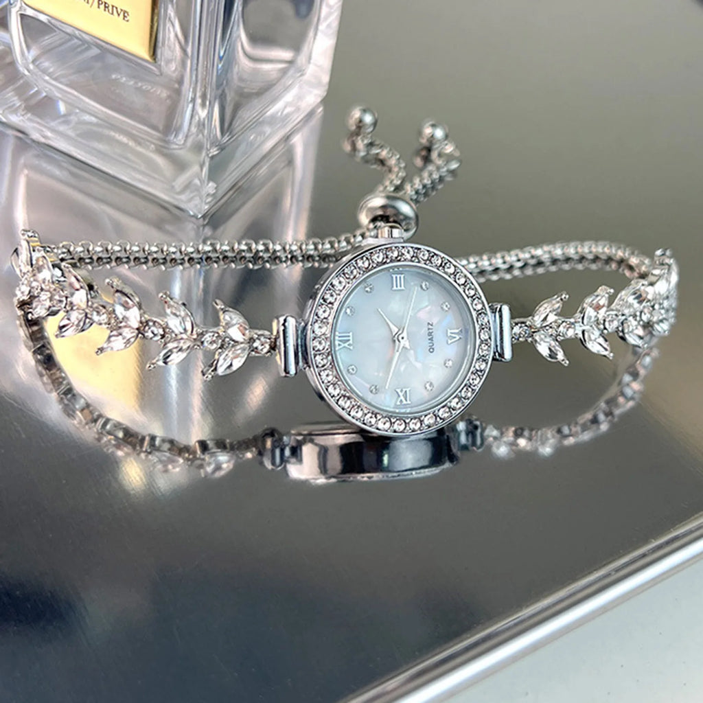 Women's Diamand Wristwatches Quartz Crystal Watch Free Adjustment Bracelet Watches for Brides Wedding Banquet Wearing