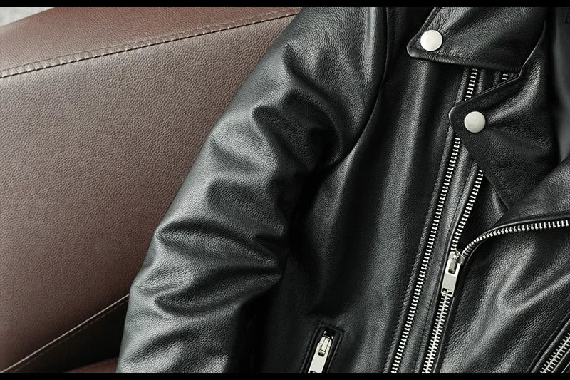 2025 New Genuine Cow Leather Jacket Men Autumn Winter Male Coats Diagonal zipper and Multi Pocket slim Motorcycle Clothing